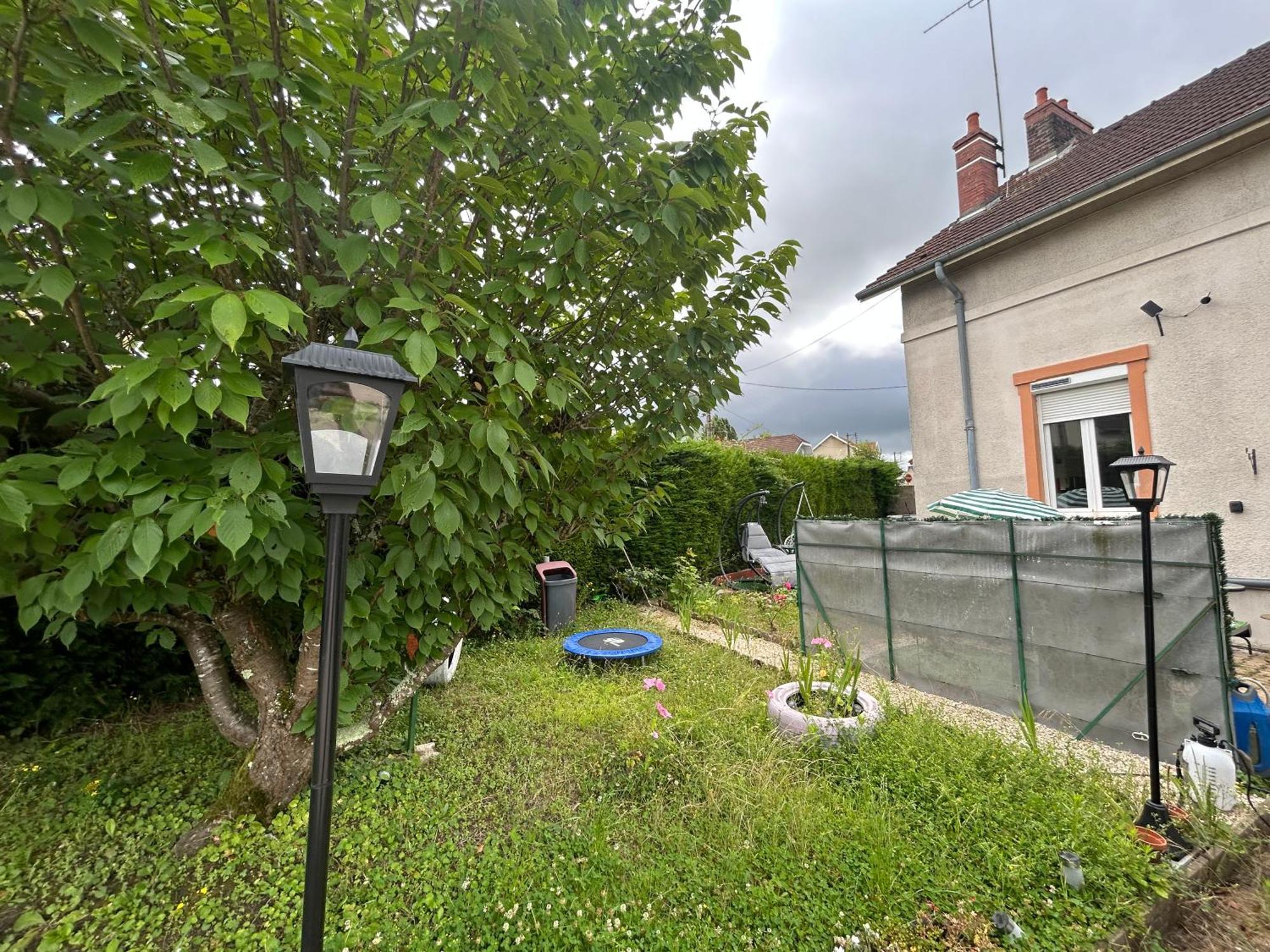 Chambre 3 Montceau-les-Mines Exterior photo
